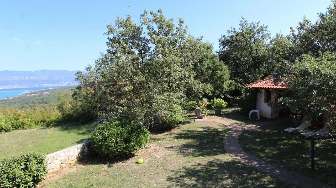 Apartments Damir Sveti Ivan Dobrinjski Guest house