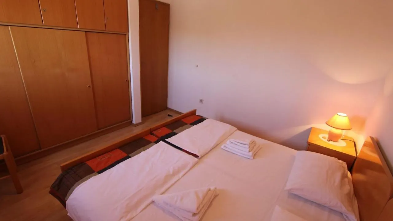 Apartments Damir Sveti Ivan Dobrinjski Croatia